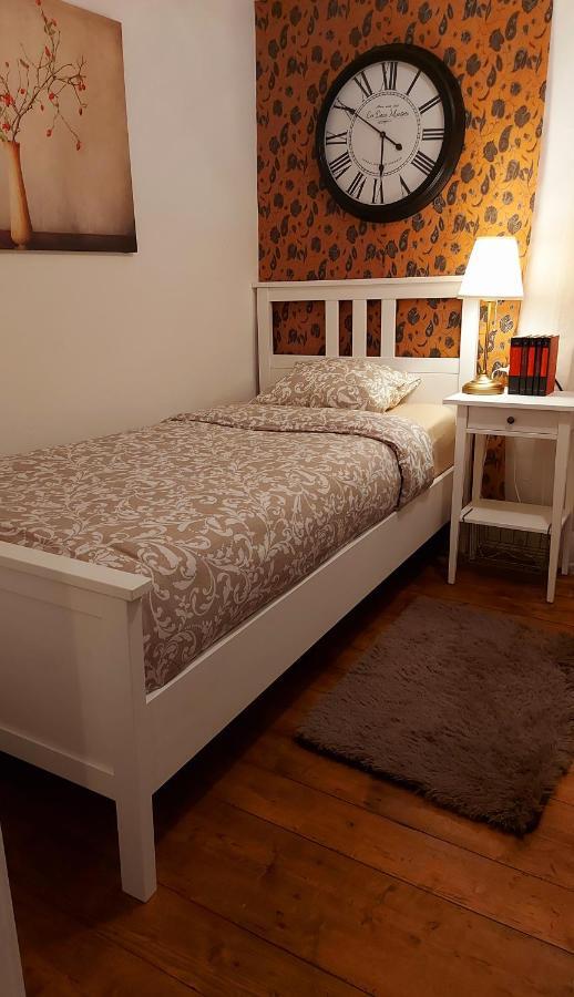 Honey House Lika Holiday home *