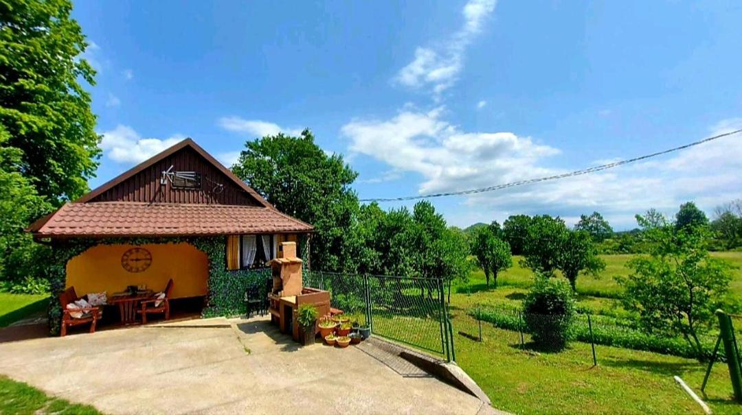 Holiday home Honey House Lika *